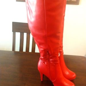 High heel boots
